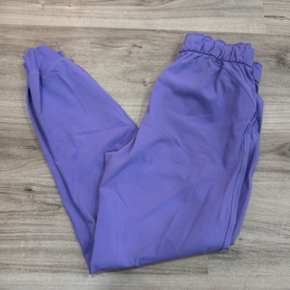 Lululemon  - Stretch High-Rise Jogger,  Dark Lavender, Size 6, Excellent Cond. - Picture 3 of 4